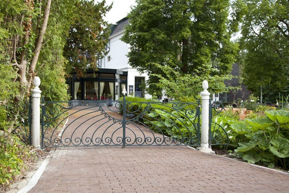 Hotel Restaurant Lunia Oldeberkoop Exterior photo
